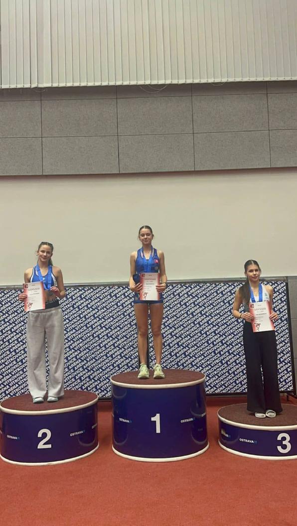 Majstrovstvá SsAZ v Ostrave priniesli päť medailí!!!!
